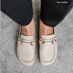 Shapen Versa 2.0  Barefoot Leather Loafers Beige, US 9 Wide, EU 40 NIB